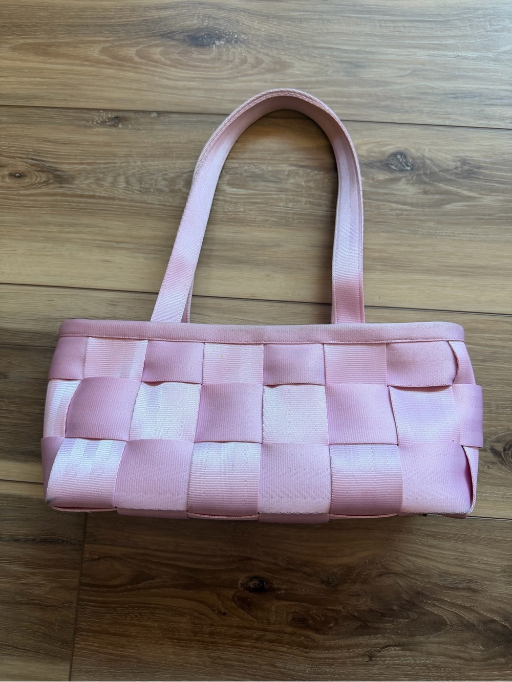 Harveys Pink Woven Shoulder Bag - Women - Picture 8 of 9